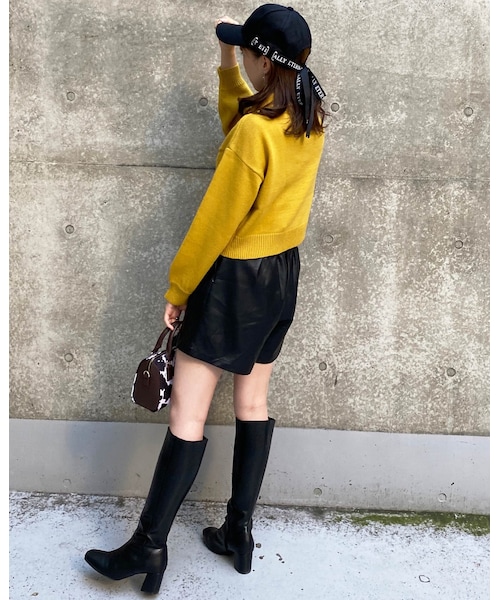 INGNI(イング)の「フェイクレザーキュロット/パンツ(パンツ・レディース・アイボリー/クロ/ブラウン・F)」の5枚目の写真