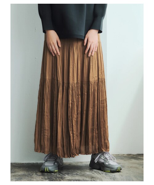 GARAGE OF GOOD CLOTHING(ガレージオブグッドクロージング)の「ビンテージサテンワッシャースカート(スカート・ブラウン/ブルー・F)」の2枚目の写真