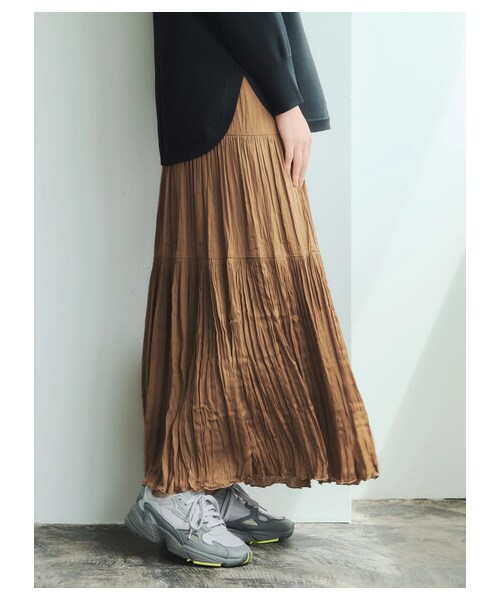 GARAGE OF GOOD CLOTHING(ガレージオブグッドクロージング)の「ビンテージサテンワッシャースカート(スカート・ブラウン/ブルー・F)」の3枚目の写真