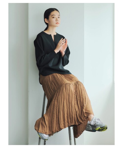 GARAGE OF GOOD CLOTHING(ガレージオブグッドクロージング)の「ビンテージサテンワッシャースカート(スカート・ブラウン/ブルー・F)」の1枚目の写真