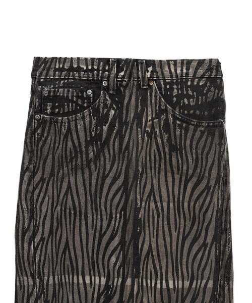 77circa（ナナナナサーカ）の「circa make over print long skirt（スカート・レディース・BLACK/01/D.GRAY/03/D.OLIVE/37/EMERALD/34/GRAY/07/KHAKI/35/LIME/39/MINT/38/OLIVE/36/SILVER GRAY/04/T.GRAY/05/グリーン系/33/グレイ系/06/ブラック系/02・28）」の15枚目の写真
