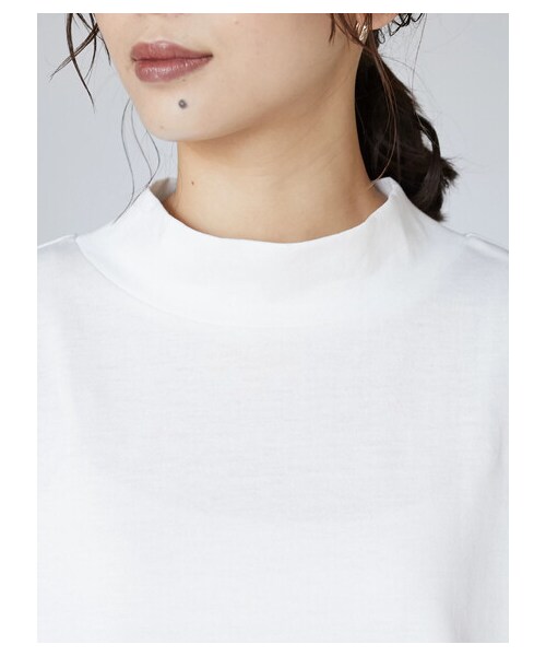 Green　Parks（グリーンパークス）の「裾ドッキングタートルプルオーバー（トップス・オフホワイト・F）」の4枚目の写真