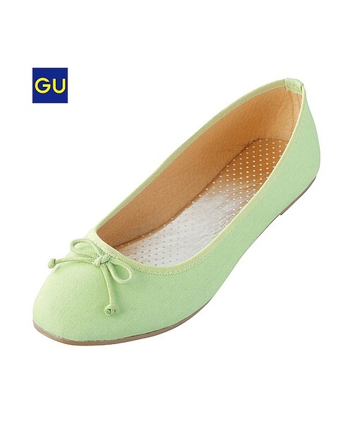 GU（ジーユー）の「（GU）ＷＯＭＥＮバレエシューズＢ（WOMEN ⁄ シューズ・レディース・PURPLE/LIGHT GREEN/BLACK/PINK/BLUE・S/M/L）」の3枚目の写真
