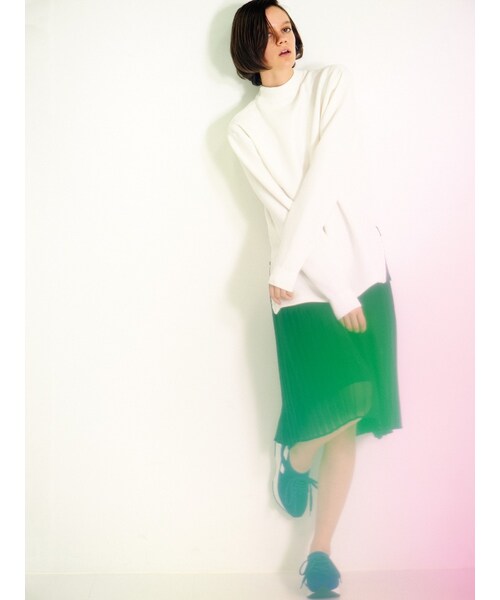 EMODA（エモダ）の「【ELDER】バルキーZIP knit（トップス・レディース・ホワイト/ブラック/グリーン/ベージュ/ライトミックス・F）」の14枚目の写真