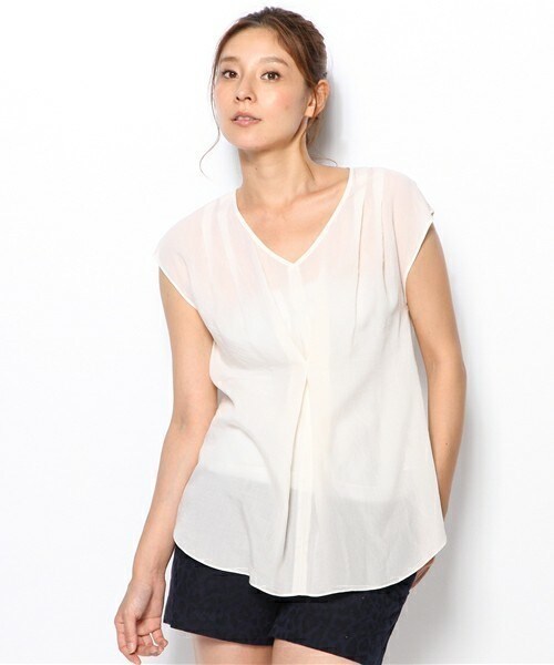 FREDY&GLOSTER（フレディアンドグロスター）の「テンセルローンプルオーバーブラウス（シャツ/ブラウス・レディース・オフホワイト/ブルー・36/38）」の10枚目の写真