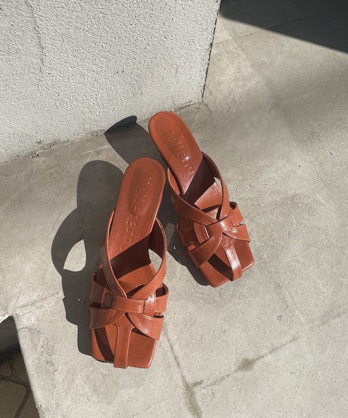 RIVE DROITE（リヴドロワ）の「【Pelleterno（ペレテルノ）】カラーミュール（サンダル・レディース・グリーン/ブラウン・36/38/37）」の2枚目の写真