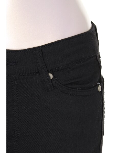 LAGUNAMOON（ラグナムーン）の「カラーストレッチスキニーパンツ（パンツ・レディース・ホワイト/ブラック/アイスブルー・S/M）」の8枚目の写真