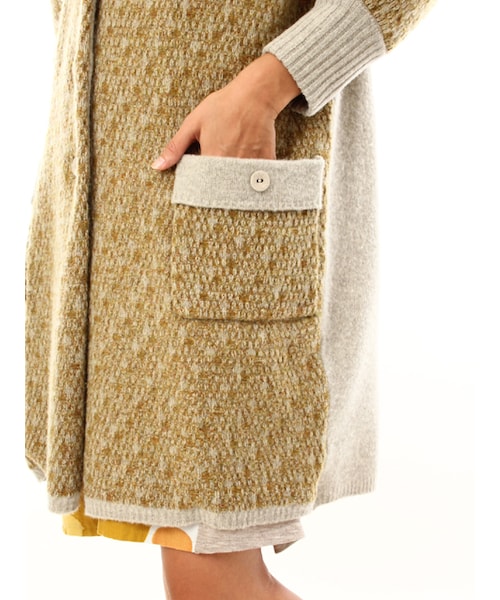 ADIEU TRISTESSE(アデュートリステス)の「強縮ジャガードコンビニットコート(トップス・レディース・ベージュ系/チャコール系・F)」の8枚目の写真