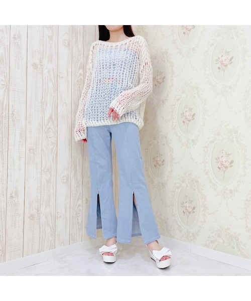 lilLilly（リルリリー）の「【12/3 12:00先行発売】ホログラムルーズニット（トップス・レディース・WHITE/PINK/BLUE/BLACK）」の5枚目の写真