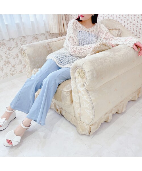 lilLilly（リルリリー）の「【12/3 12:00先行発売】ホログラムルーズニット（トップス・レディース・WHITE/PINK/BLUE/BLACK）」の2枚目の写真