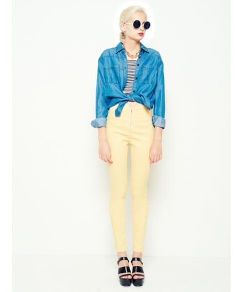 MURUA（ムルーア）の「【CASUAL】カラーZIPスキニーPT（パンツ・レディース・ブラック/イエロー/アイスブルー/ネイビー・0/1/2）」の8枚目の写真