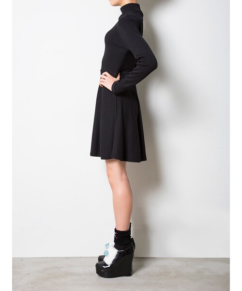 PAMEO POSE（パメオポーズ）の「【先行予約】MOON KNIT ONEPIECE（ワンピース/ドレス・レディース・ホワイト/ブラック/レッド・F）」の8枚目の写真