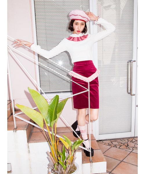 PAMEO POSE(パメオポーズ)の「THE REVUE TOPS(トップス・レディース・ホワイト/ブラック・F)」の3枚目の写真