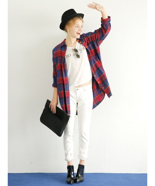 Ungrid（アングリッド）の「《andGIRL10月号掲載》 【Ｃａｓｕａｌ】ストレートコーデュロイＰＴ（パンツ・レディース・オフホワイト/ブラック/ベージュ・S/M）」の4枚目の写真