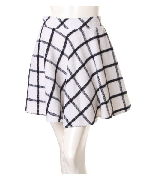 INGNI（イング）の「シャギーチェック／フレアスカート（スカート・レディース・ｵﾌﾎﾜｲﾄ/ｸﾛ/ｸﾞﾚｰ/ｵﾌﾎﾜｲﾄ/ｸﾛ/ｵﾌﾎﾜｲﾄ/ｺﾝ/ｵﾌﾎﾜｲﾄ・M）」の8枚目の写真