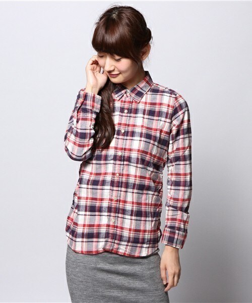 Johnbull Private labo(ジョンブルプライベートラボ)の「シャーリングシャツ(シャツ/ブラウス・レディース・ブラウン/ベージュ/グリーン/レッド・SMALL/MEDIUM)」の3枚目の写真
