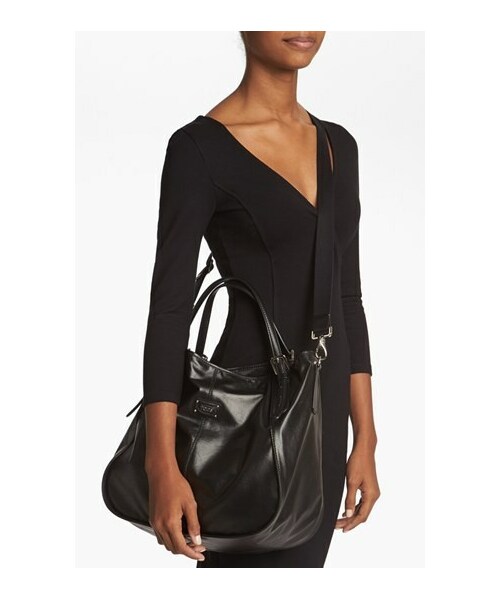 セール★Tod's TSB SACCA MEDIA TOD'S（トッズ）の「Tod's 'New G-Line - Sacca Media' Leather