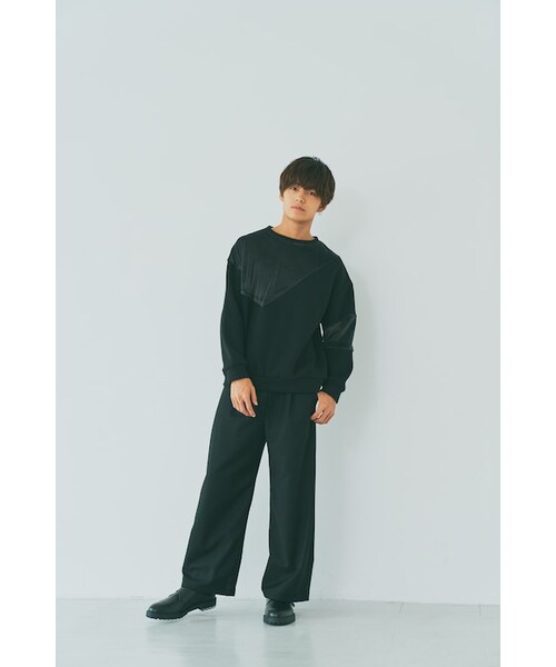 Boka nii(ボカニー)の「【Boka nii Loo】ワンポイントロゴビッグパンツ(スウェットパンツ・レディース・ブラック/クリーム・F)」の5枚目の写真