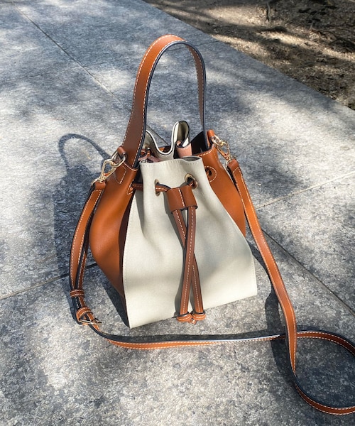 DouDou（ドゥドゥ）の「キャンバスコンビドロストバッグ（トートバッグ・レディース・アイボリー/ベージュ・F）」の2枚目の写真