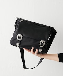 ear PAPILLONNER（イアパピヨネ）の「BURLAP OUTFITTER×ear バックルショルダーバッグ（ショルダーバッグ）」