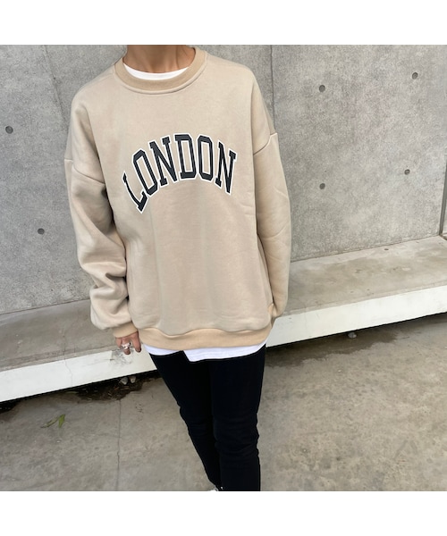 copine(コピン)の「裏起毛LONDONロゴトレーナー(3color)(スウェット・レディース・ベージュ/グレー/ダークグリーン・ワンサイズ)」の1枚目の写真