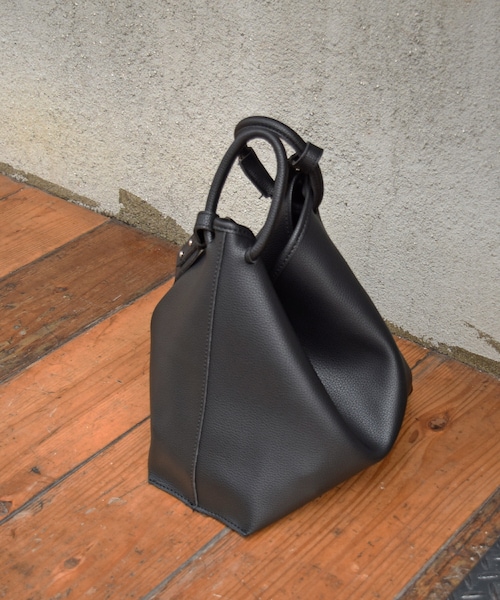 Marient（マリエント）の「2way Tote Shoulder Bag（ハンドバッグ・レディース・ベージュ/ブラウン/ブラック・FREE）」の2枚目の写真