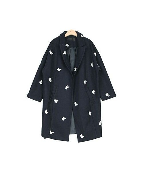 STYLENANDA（スタイルナンダ）の「鳥刺繍ウール混紡オーバーサイズ 
