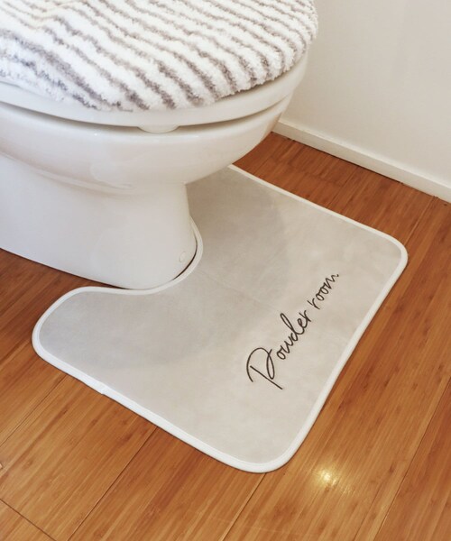 3coins(3coins)の「トイレマット(バス/トイレグッズ・その他・0)」の1枚目の写真