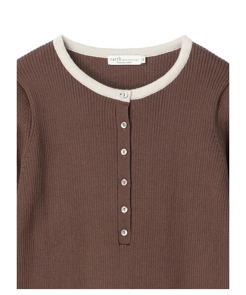 earth music&ecology（アースミュージックアンドエコロジー）の「ヘンリ-ネックリブニットプルオーバー（トップス・アイボリー/ブラック/モカ/サックスブルー・S/M）」の4枚目の写真