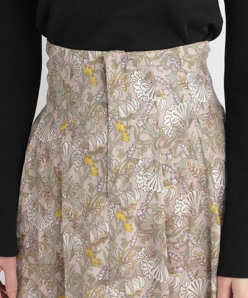 Andemiu（アンデミュウ）の「ボタニカルガラジャカードスカート（スカート・レディース・オレンジ40/アイボリー52/ベージュ55・S/M）」の20枚目の写真