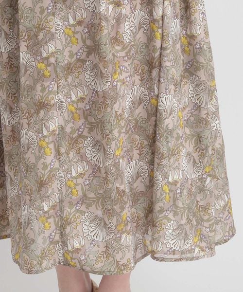 Andemiu（アンデミュウ）の「ボタニカルガラジャカードスカート（スカート・レディース・オレンジ40/アイボリー52/ベージュ55・S/M）」の22枚目の写真