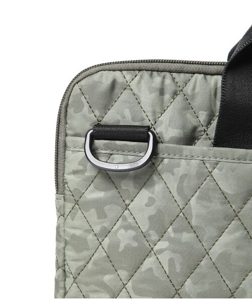 JUNMEN（ジュンメン）の「キルティングPCケース（バッグ・メンズ・カーキ/ネイビー・F）」の7枚目の写真