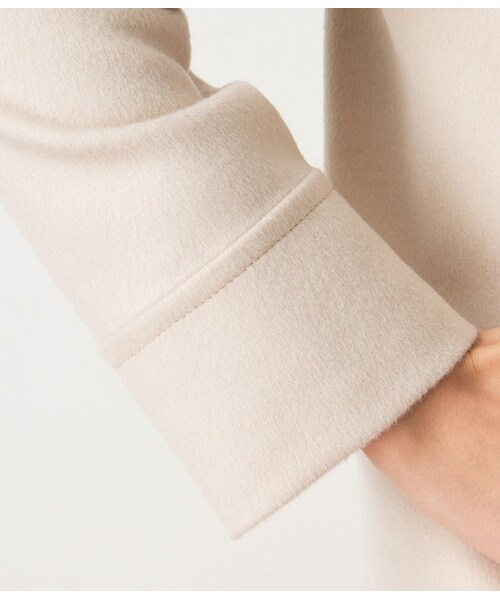 ROPE'（ロペ）の「【先行予約】カシミヤビーバージップノーカラーコート（コート・レディース・ブラック/ライトグレー/ベージュ・36/38）」の9枚目の写真