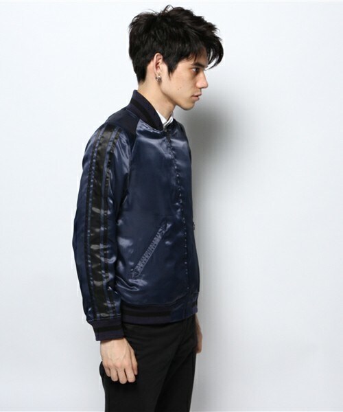 MIDWEST（ミッドウエスト）の「ANREALAGE ×MIDWEST　【EXCLUSIVE】 REVERSIBLE BLOUSON（ブルゾン・メンズ・ブラック・MEDIUM/LARGE）」の4枚目の写真