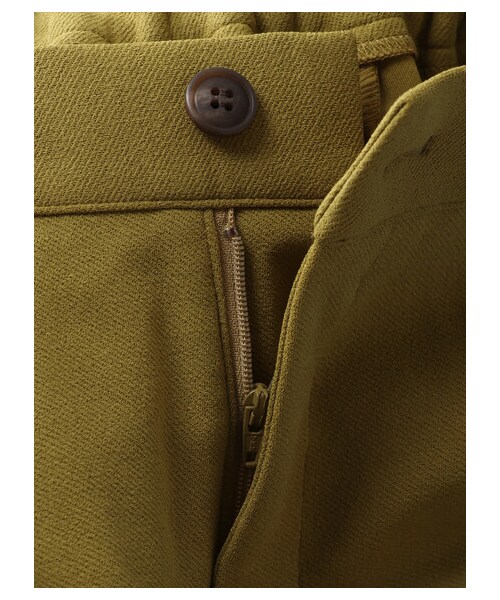 earth music&ecology（アースミュージックアンドエコロジー）の「ハイウエストタックストレートパンツ（パンツ・ブラック/ブラウン/イエロー/ブルーグリーン・S/M）」の21枚目の写真