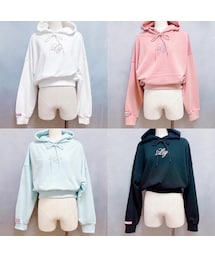 lilLilly（リルリリー）の「エンブロイダリーパーカー【数量限定ワッペン付】（アクセサリー・レディース）」