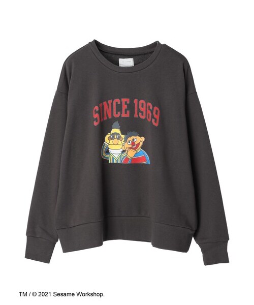 Green　Parks（グリーンパークス）の「SESAME STREET プリントスウェット（トップス・アイボリー/チャコールグレー/グリーン・F）」の18枚目の写真