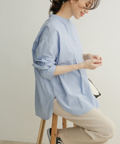 URBAN RESEARCH DOORS（アーバンリサーチドアーズ）の「コットンワッシャーチュニックシャツ（その他・レディース・OFF/BLUE・1）」の2枚目の写真