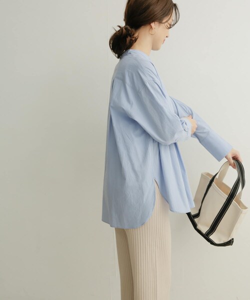 URBAN RESEARCH DOORS（アーバンリサーチドアーズ）の「コットンワッシャーチュニックシャツ（その他・レディース・OFF/BLUE・1）」の17枚目の写真