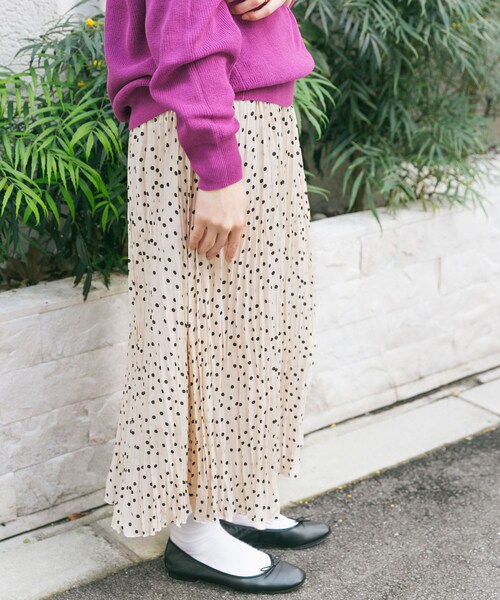 URBAN RESEARCH DOORS(アーバンリサーチドアーズ)の「ドットプリーツスカート(その他・レディース・BLK×OFF/OFF×BLK・0/1)」の22枚目の写真