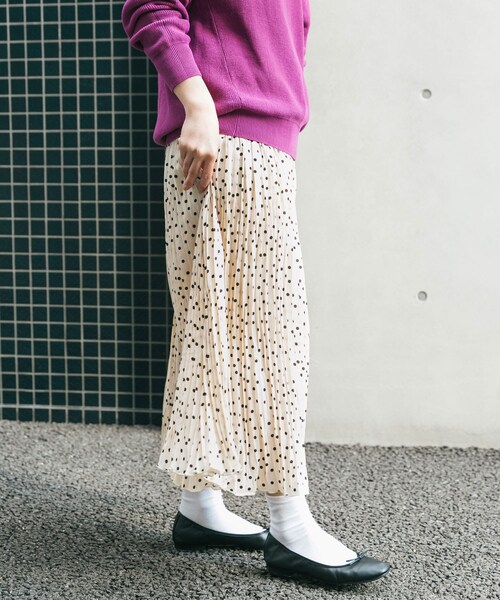 URBAN RESEARCH DOORS(アーバンリサーチドアーズ)の「ドットプリーツスカート(その他・レディース・BLK×OFF/OFF×BLK・0/1)」の18枚目の写真