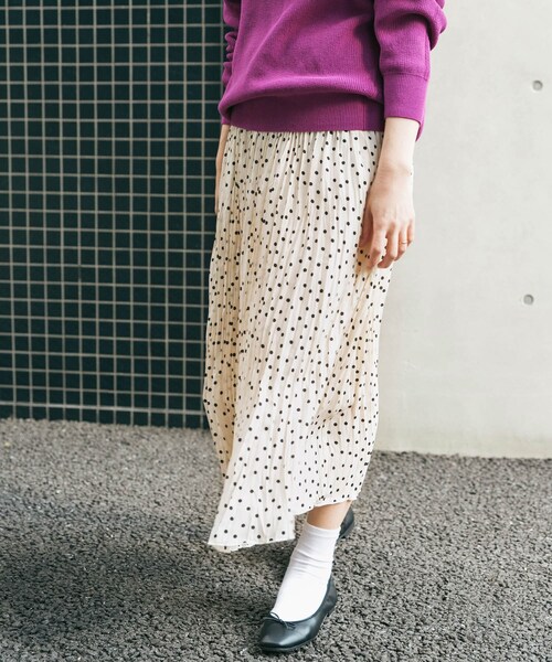 URBAN RESEARCH DOORS(アーバンリサーチドアーズ)の「ドットプリーツスカート(その他・レディース・BLK×OFF/OFF×BLK・0/1)」の20枚目の写真