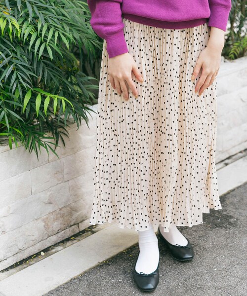 URBAN RESEARCH DOORS(アーバンリサーチドアーズ)の「ドットプリーツスカート(その他・レディース・BLK×OFF/OFF×BLK・0/1)」の21枚目の写真
