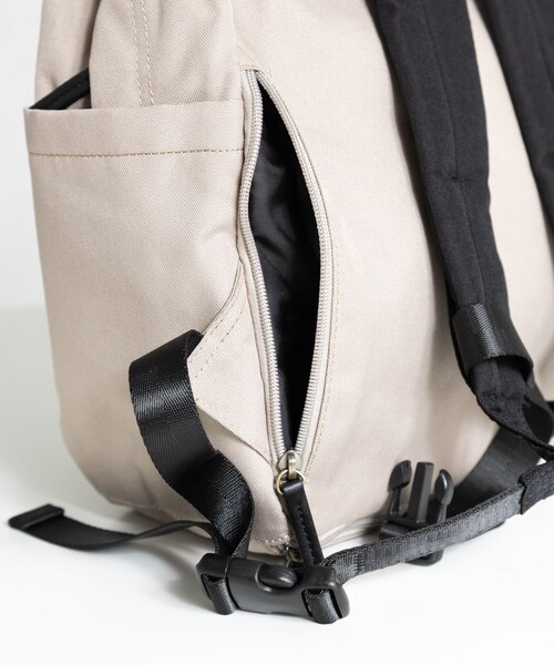 10mois（ディモワ）の「10mois BOBO &goメッシュハンモック付きリュック（その他・レディース・ベージュ/ブラック・-）」の4枚目の写真