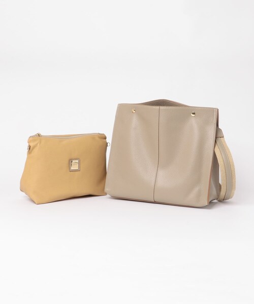 PAOLA NUTTI グレージュトートバッグ 2way allureville PAOLA NUTTI （パオラヌッティ）の「PAOLA NUTTI 2WAYトート