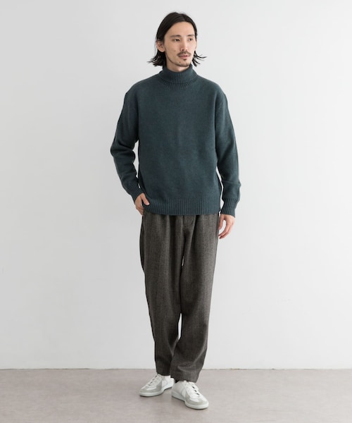 URBAN RESEARCH（アーバンリサーチ）の「ヤクウールタートルネック