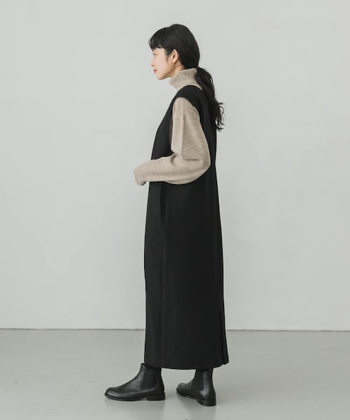 かぐれ(カグレ)の「ウールスムースVネックワンピース(その他・レディース・BLACK/CHARCOAL・FREE)」の13枚目の写真