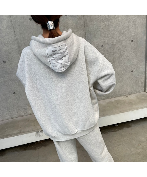 copine(コピン)の「オーバーサイズ!フードラベル付き裏起毛パーカー(2color)(パーカー・レディース・ライトグレー/カーキ・F)」の1枚目の写真