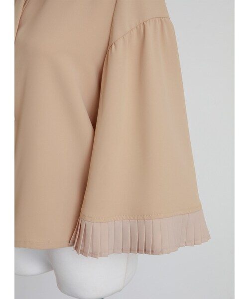 Marjorie（マージョリー）の「溪流淙淙，造型百摺七分傘袖綁帶襯衫（トップス・レディース・黑/杏/白・S/M）」の10枚目の写真