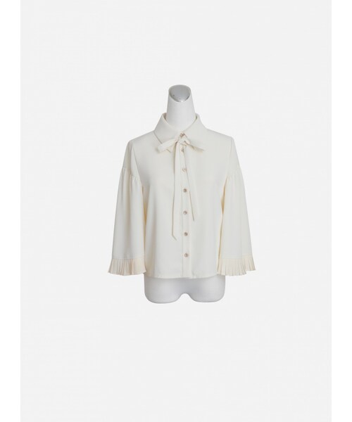 Marjorie（マージョリー）の「溪流淙淙，造型百摺七分傘袖綁帶襯衫（トップス・レディース・黑/杏/白・S/M）」の8枚目の写真